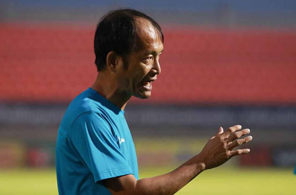 แบน 1 เกม!! โค้ชเบ๊เซ่นโทษเหตุชุลมุนนัดเจ๊าเจ้าท่า