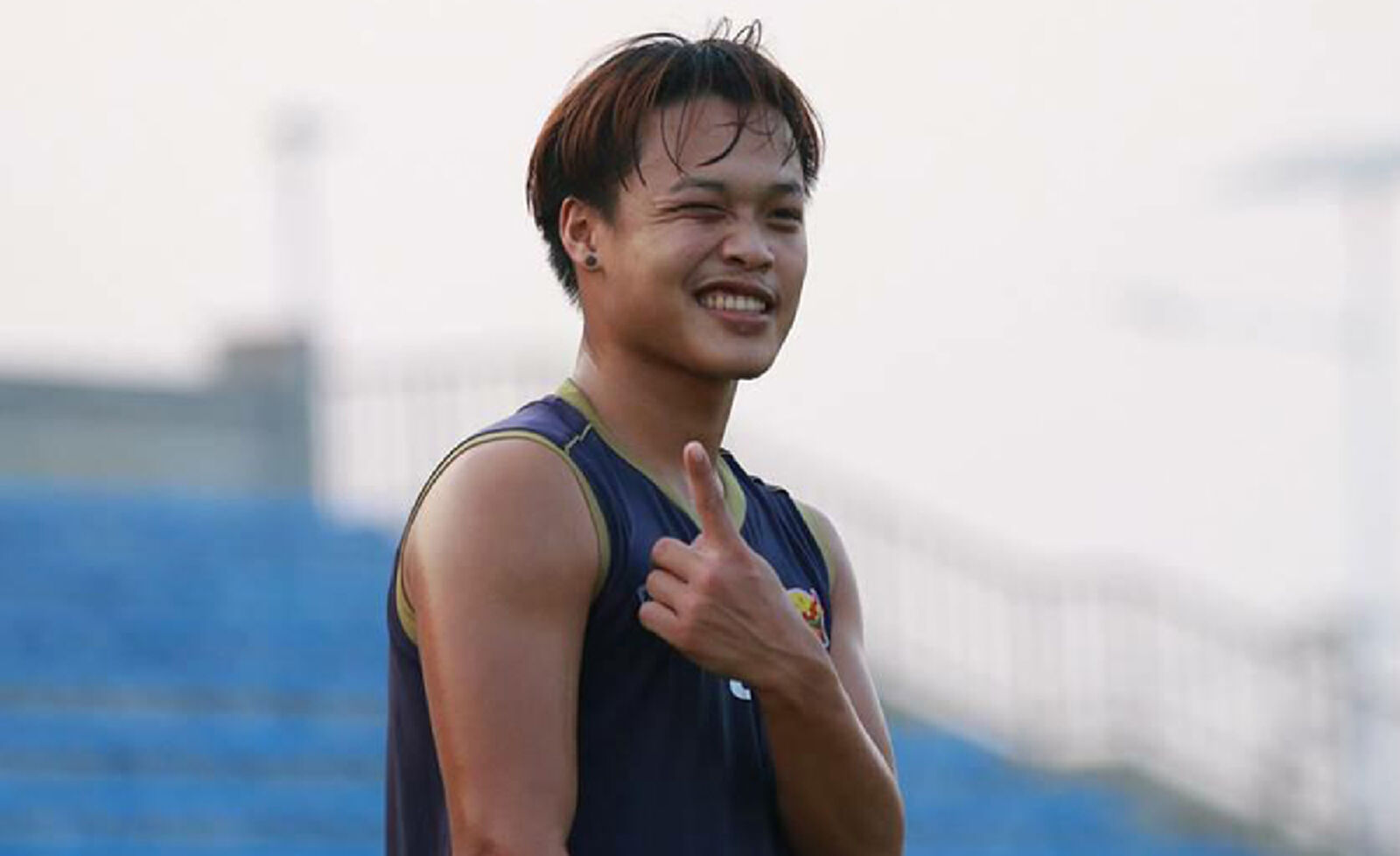พร้อมรบ!! สรรเสริญพูดจากใจพร้อมอุทิศตนให้ชาติ