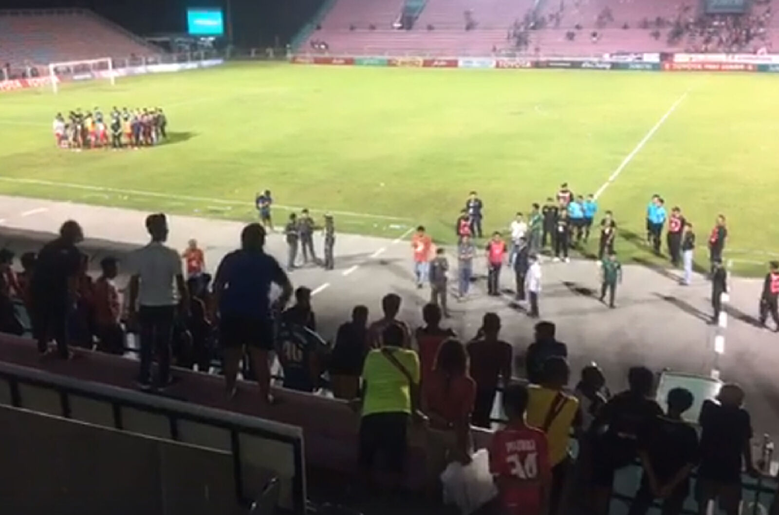 ปรับ-แบนมีแน่! ชัยนาทจ่อโดนโทษ หลังล้อมเชิ้ตดำเกมพ่ายโคราช