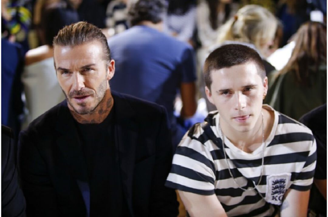 อย่างซึ้ง! บรู๊คลีน โผล่เซอร์ไพร้ส์วันเกิด พ่อเบ็คส์ (คลิป)