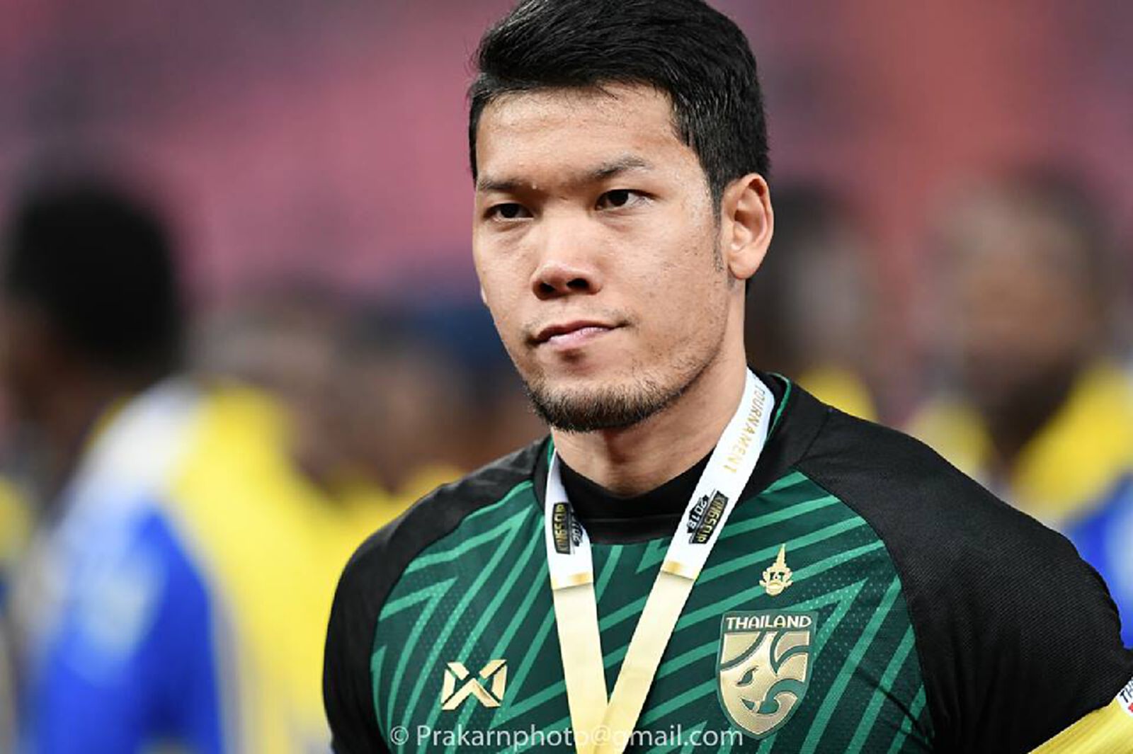 แลนดิ้งถึงไทย! กวินทร์ ฟิตเต็มที่พร้อมเฝ้าเสาชนมังกร