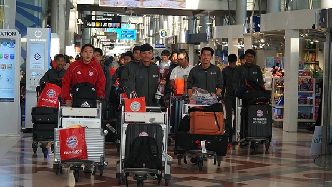 สองปีติด! เด็กไทยเจ๋งหอบถ้วยแชมป์บาเยิร์น ยูธ คัพ กลับบ้านอีกสมัย