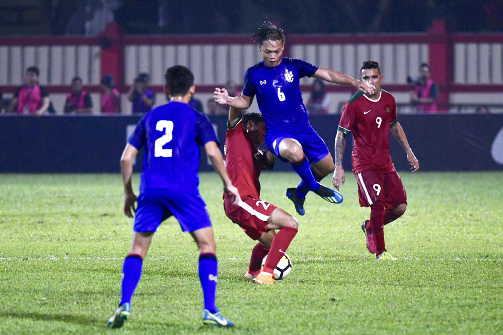 ช้างศึกชุดเอเชียนเกมส์ยิงแซงอิเหนา 2-1 เกมอุ่นเครื่องนัดแรก