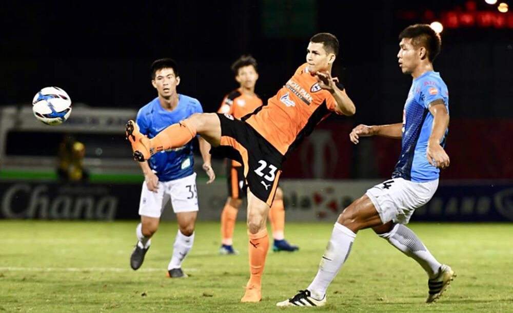 ฐิติพันธ์พลาดโทษ!! บีจีประเดิมโค้ชจุ่นบุกเจ๊ากว่าง 1-1