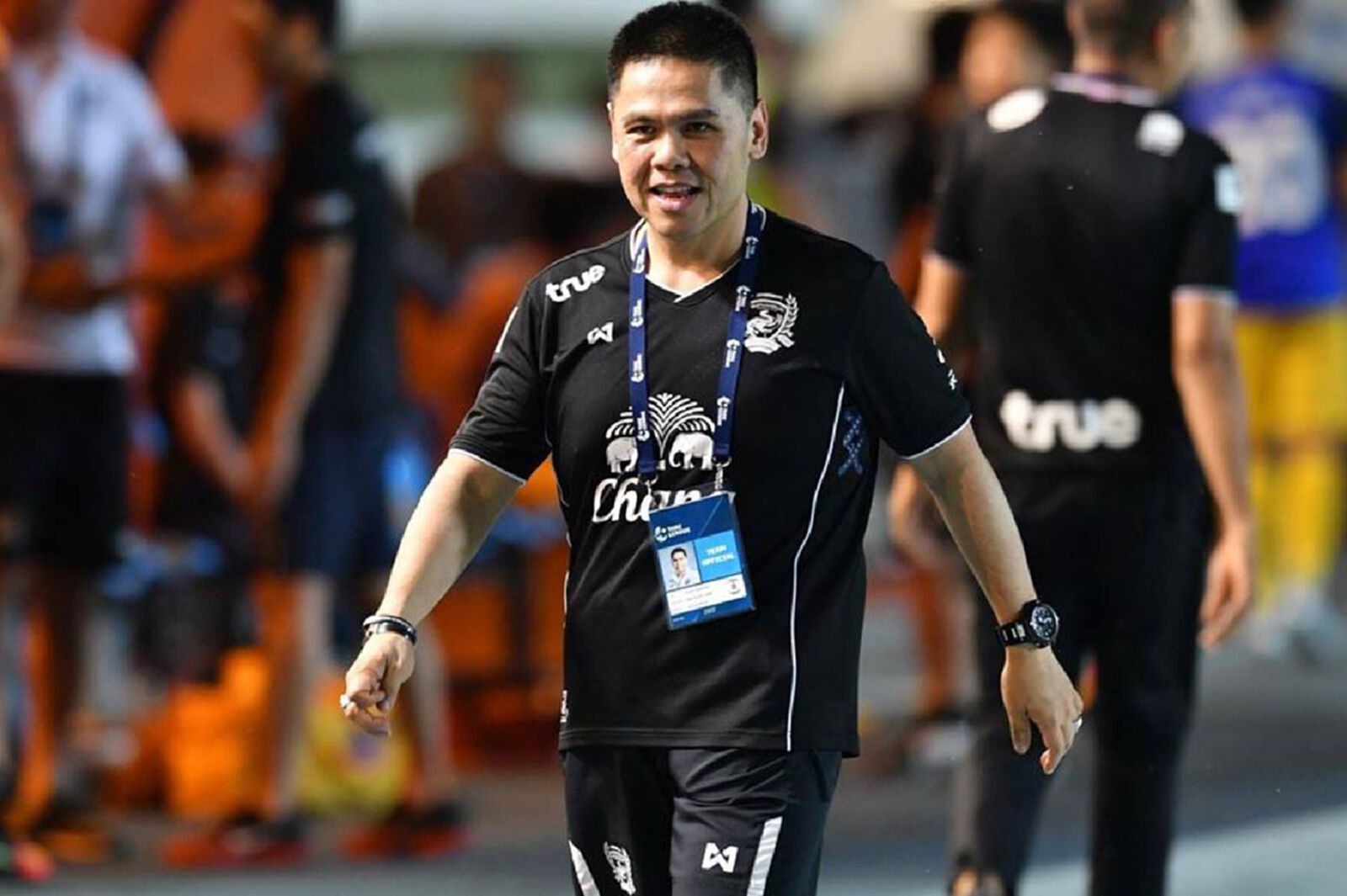 เขาเป็นใคร! บิ๊กท็อปเผยโค้ชใหม่สุพรรณเป็นคนไทย