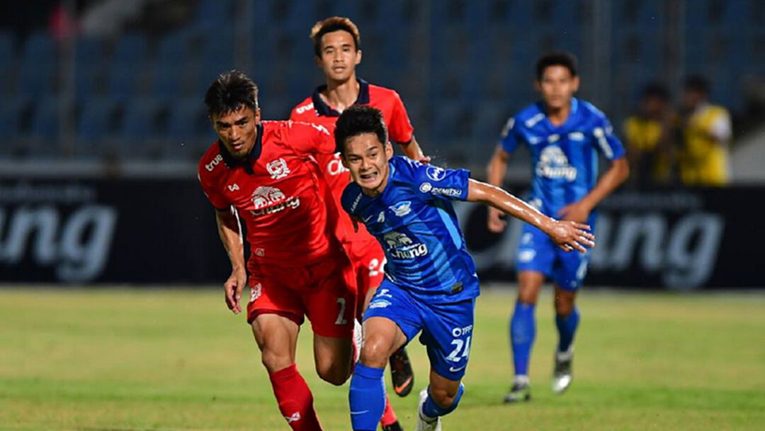ฉลามชลคว้าชัย เปิดรังอัดช้างศึกยุทธหัตถี สบายเท้า 2-0