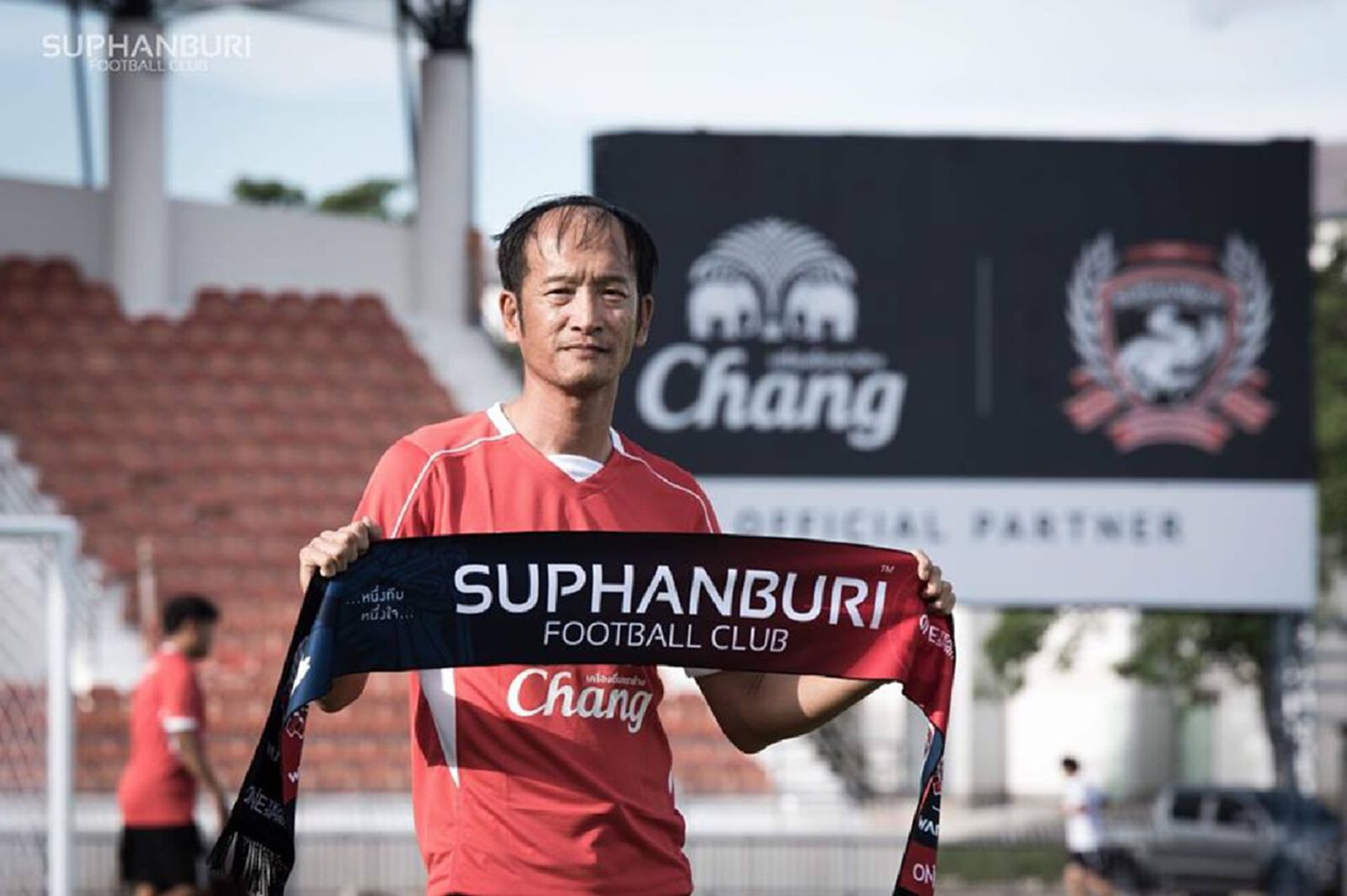 คนคุ้นเคยทั้งนั้น! โค้ชเบ๊สุดแฮปปี้เจอลูกทีมเก่าในทีมสุพรรณบุรี คนคุ้นเคยทั้งนั้น! โค้ชเบ๊สุดแฮปปี้เจอลูกทีมเก่าในทีมสุพรรณบุรี