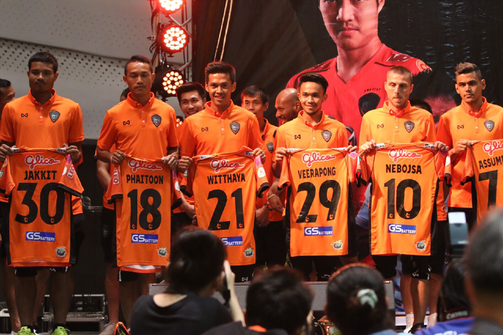 สวาทแคท เปิดตัว 6 แข้งใหม่ บู๊เลก 2 มารินโควิช แข้งนอกคนล่าสุด