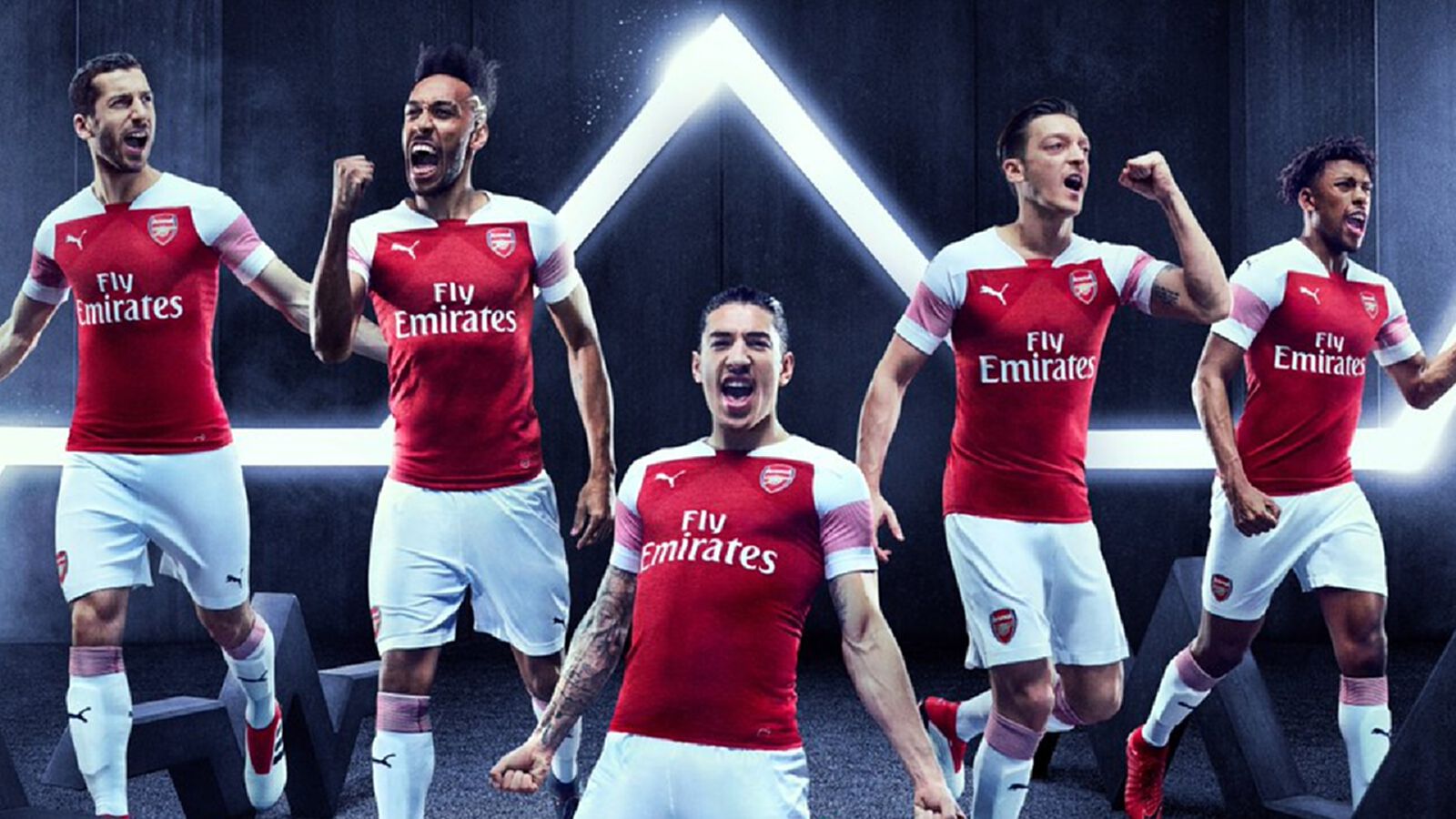 น่าเปย์ไหม ? เสื้อเหย้า 6 ทีมดังพรีเมียร์ลีกซีซั่น 2018/2019 น่าเปย์ไหม ? เสื้อเหย้า 6 ทีมดังพรีเมียร์ลีกซีซั่น 2018/2019