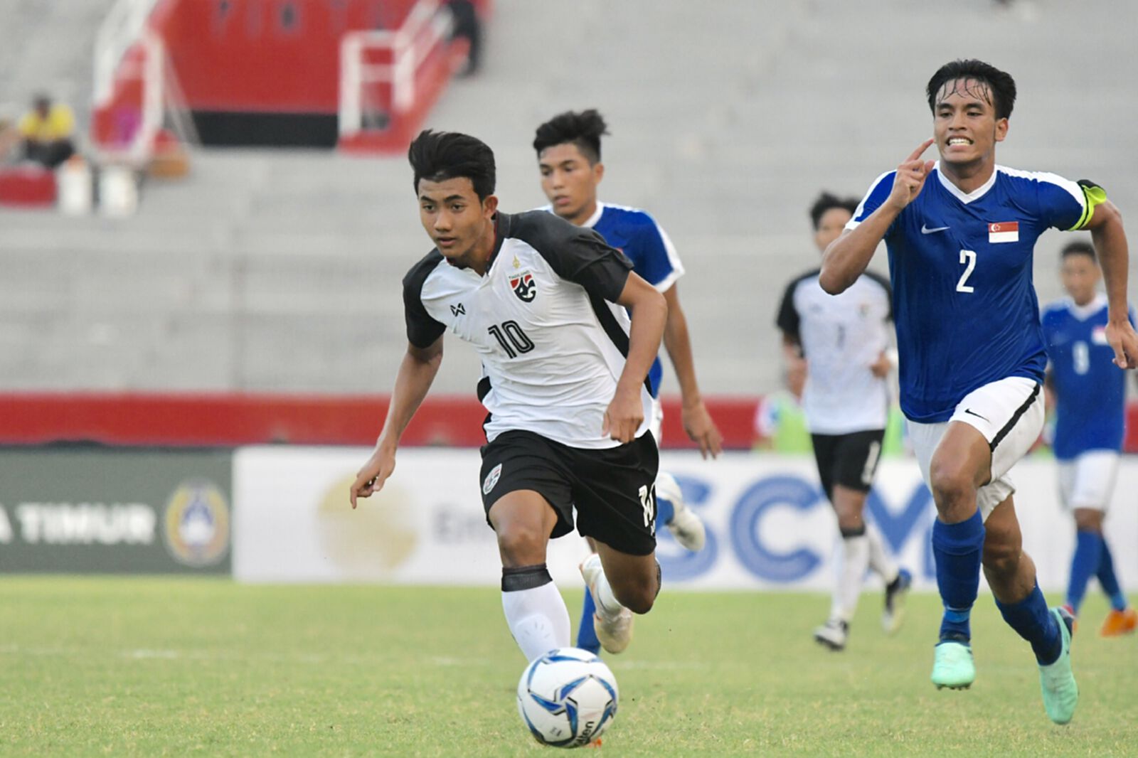 โหดไม่เกรงใจ! ช้างศึก19 ปีสอนเชิงลอดช่อง 6-0 ชิงแชมป์อาเซียน