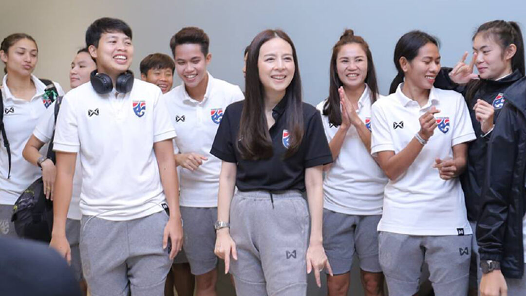 ขนหน้าแข้งไม่ร่วง!! คุณแป้งอัดฉีดครึ่งล้านหากชบาแก้วชนะเมียนมาร์