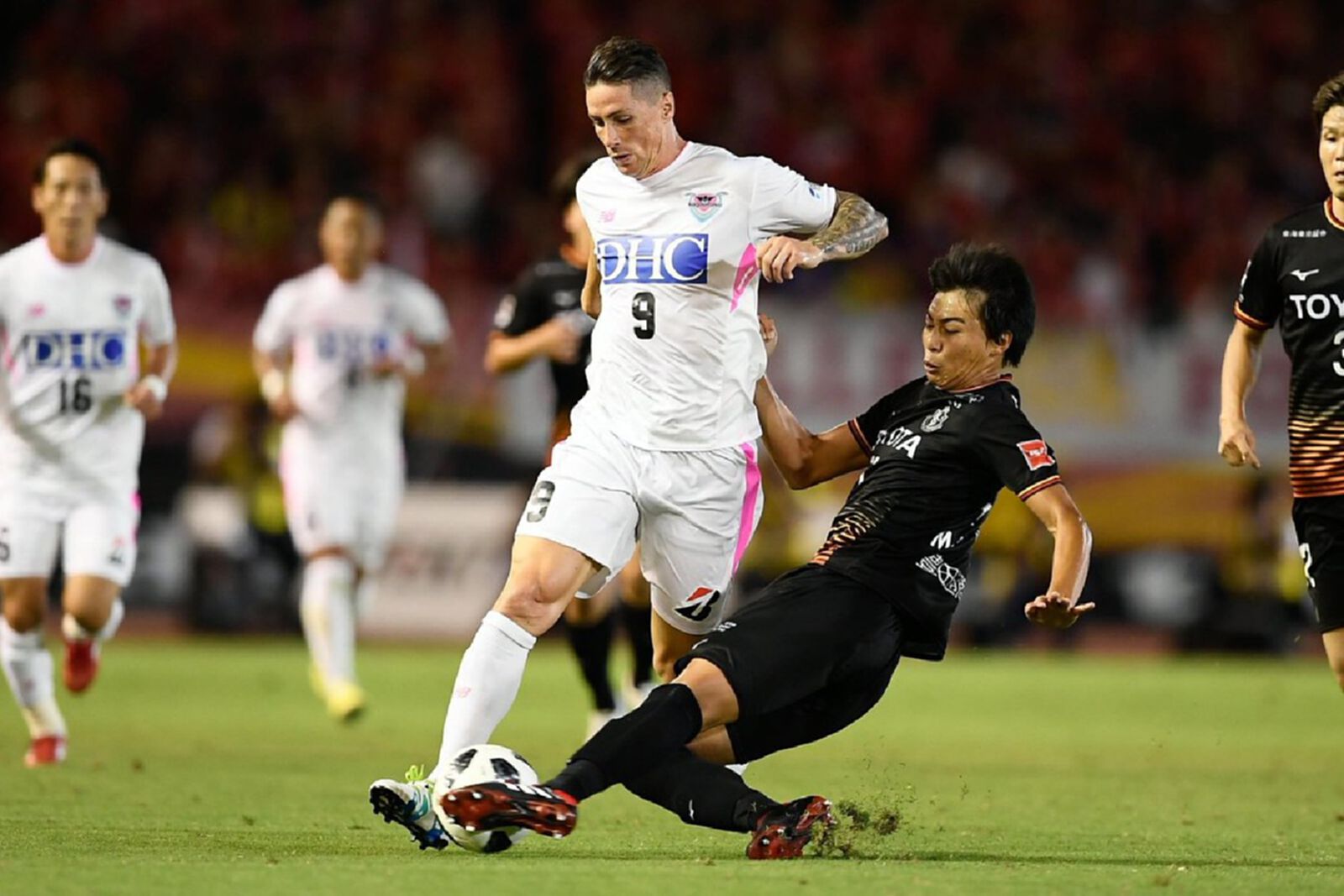 ตอร์เรสยิงได้แล้ว! ซากันอัดโกเบ 3-0 ลิ่ว8ทีมเอ็มเพอเรอร์ คัพ