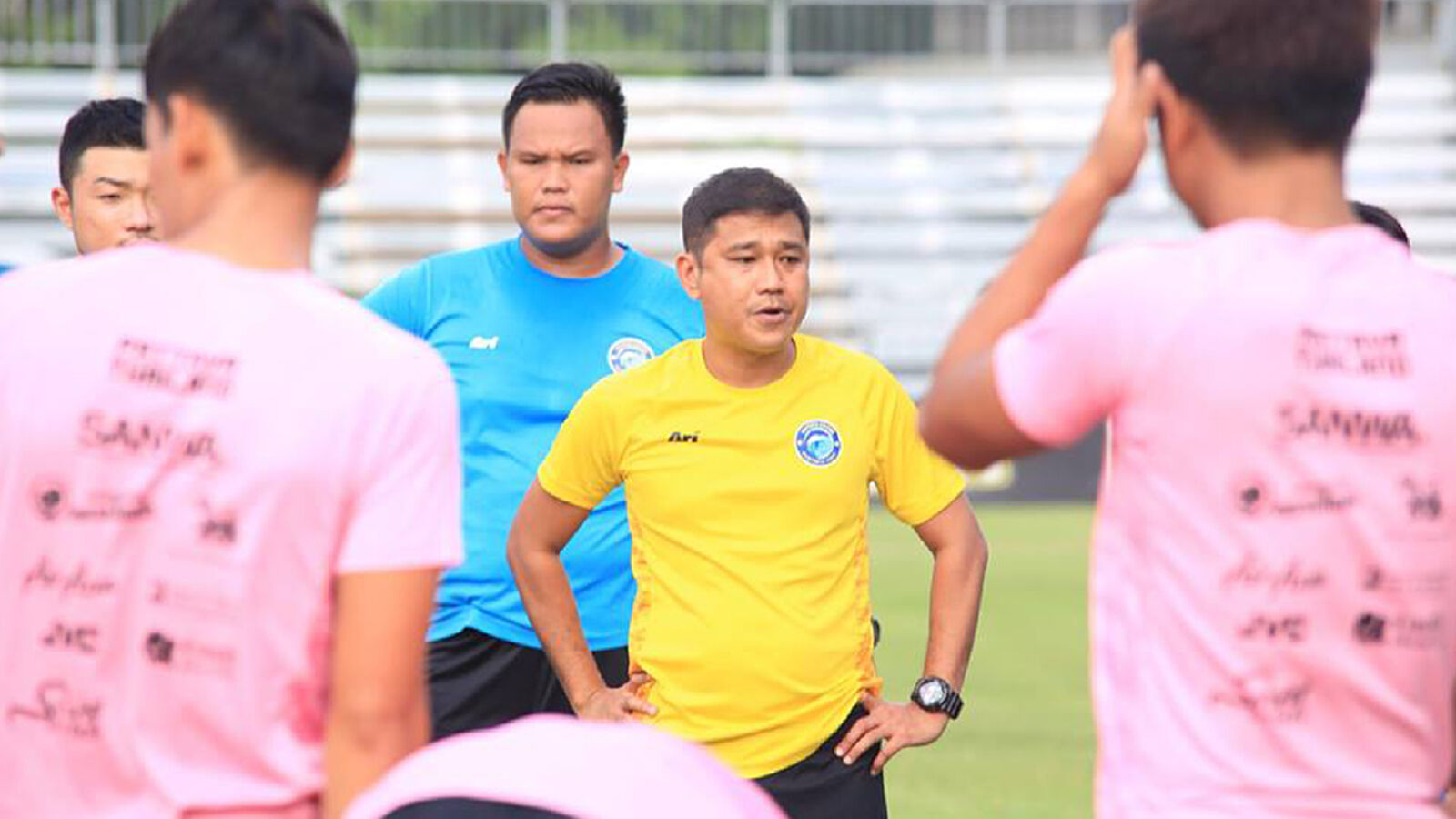 รักษาฟอร์มแรง!! โค้ชอั๋นจัดคิวอุ่นแข้ง 3 เกมให้โลมา