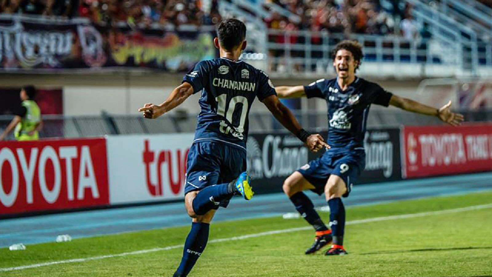 ชนานันท์ : ผมดีใจที่ทำให้แฟนสุพรรณมีความสุข