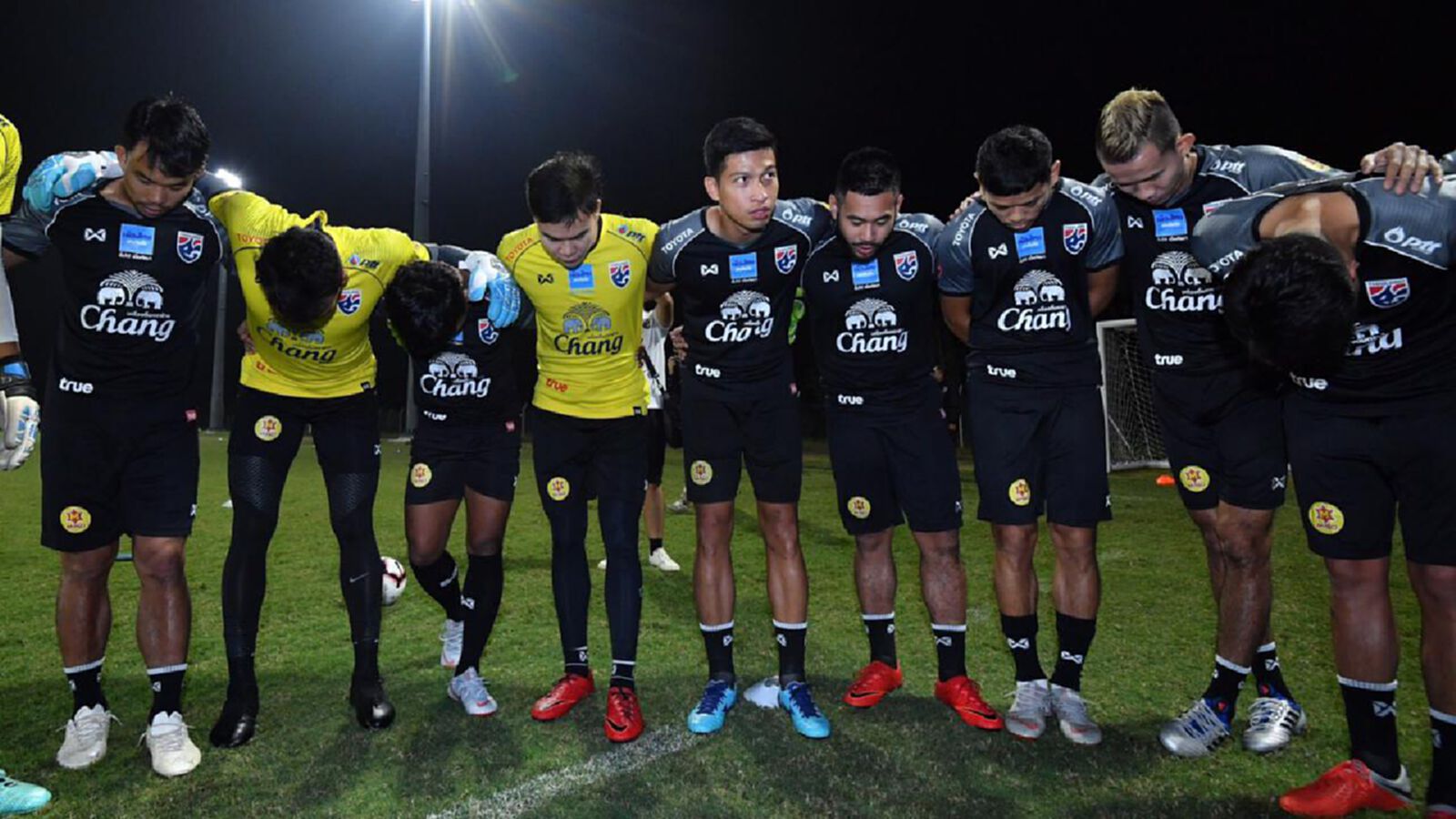 ใครใส่เบอร์ไหน? ประกาศเบอร์เสื้อช้างศึกเกมอุ่น ฮ่องกง กับ ตรินิแดด