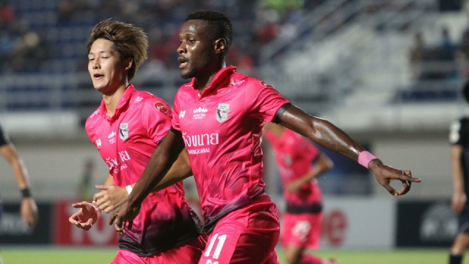 ชัยนาท สร้างปาฏิหาริย์ยิงทดเจ็บเบียดชนะสุพรรณ 2-1 รอดตกชั้นเฉย