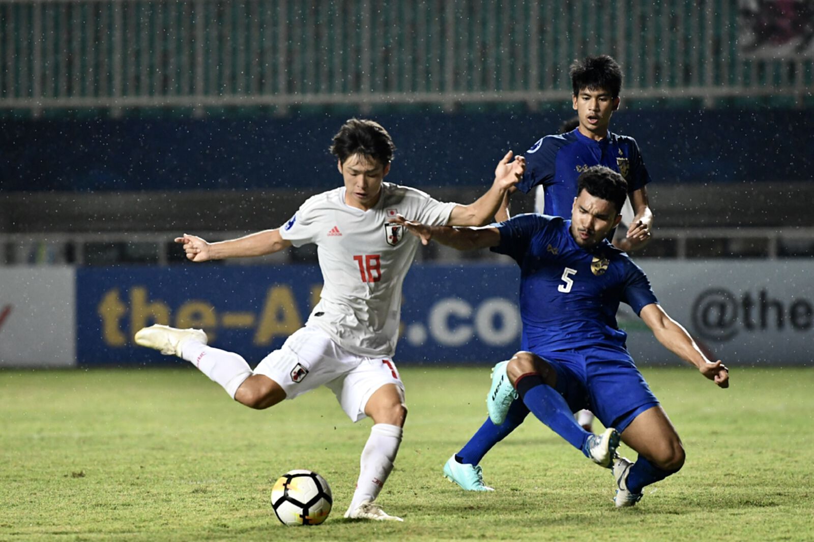 ลุ้นนัดสุดท้าย! ช้างศึก U19 ต้านไม่ไหวปราชัยซามูไร 1-3