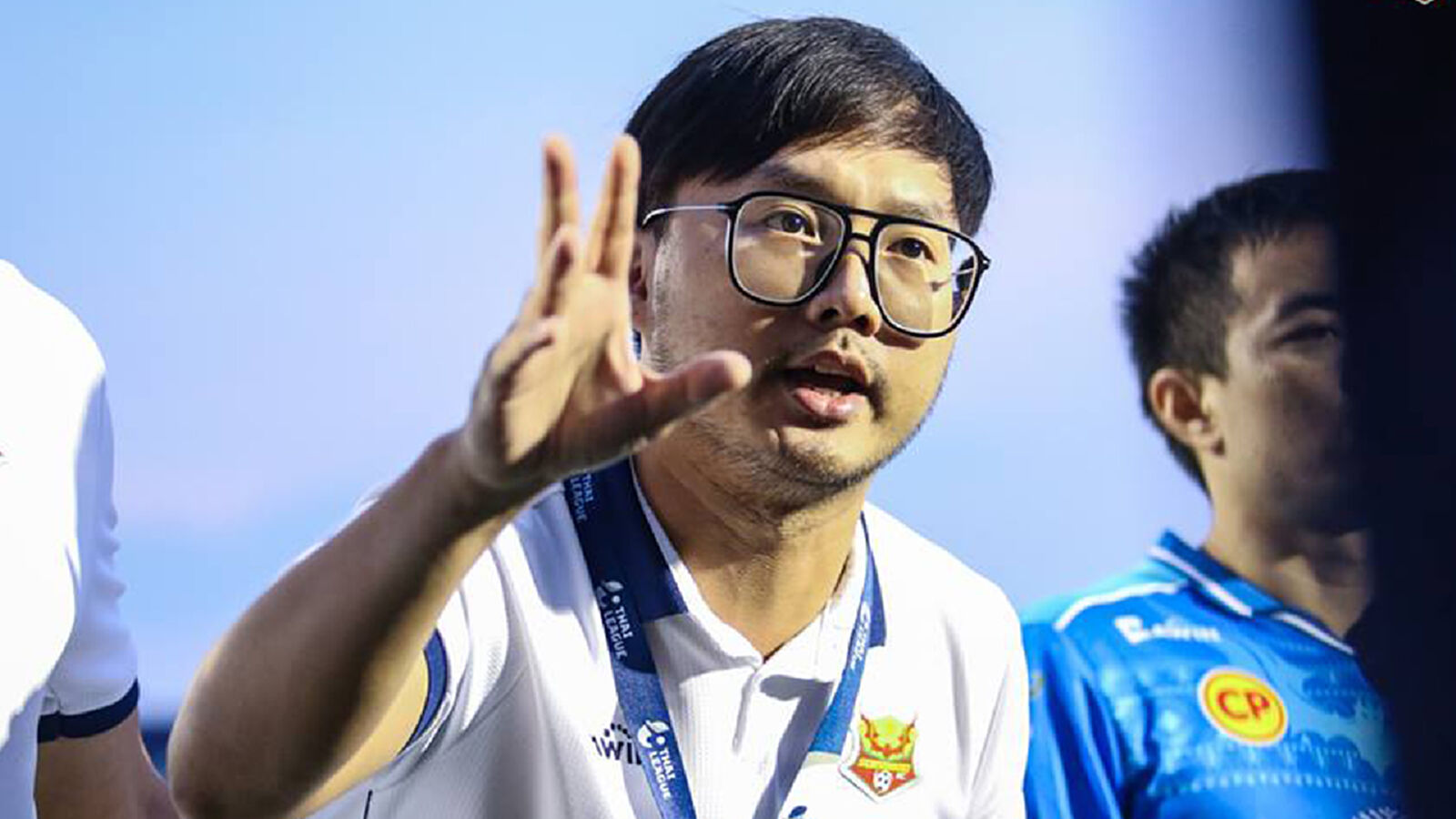เคยมีประสบการณ์ในไทย!! สุโขทัยแย้มโปรไฟล์โค้ชใหม่