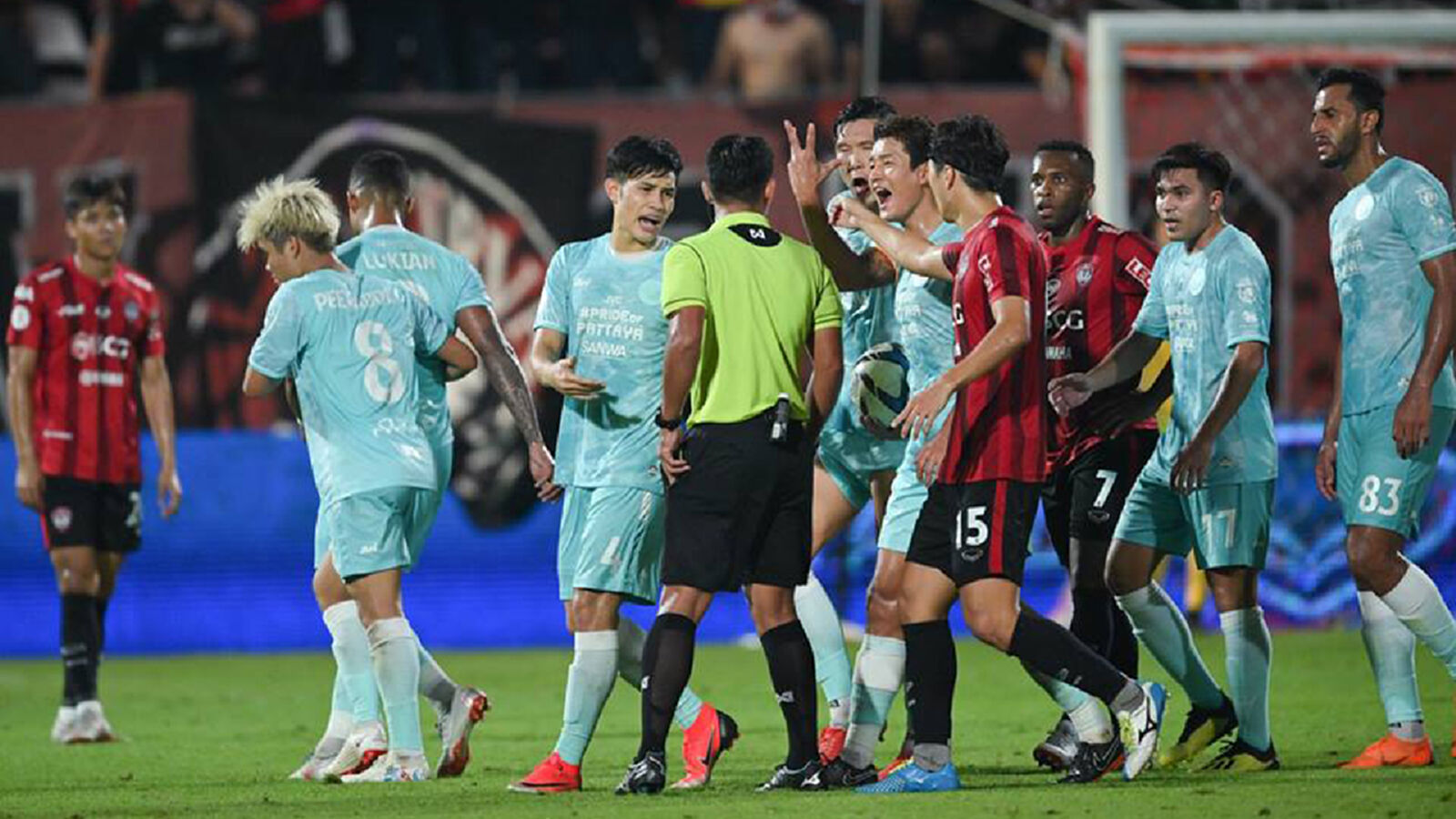 สุรเชษฐ์ปรับ+แบน!! เซ่นเหตุเดือดท้ายเกมนัดเจ๊ากิเลน