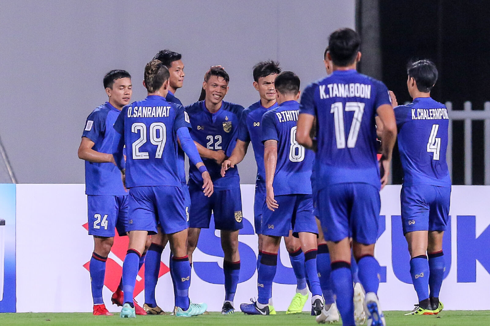 แชมป์กลุ่มบี! ช้างศึก ขยี้ลอดช่อง3เม็ด รอดวลมาเลย์รอบรองซูซูกิ คัพ