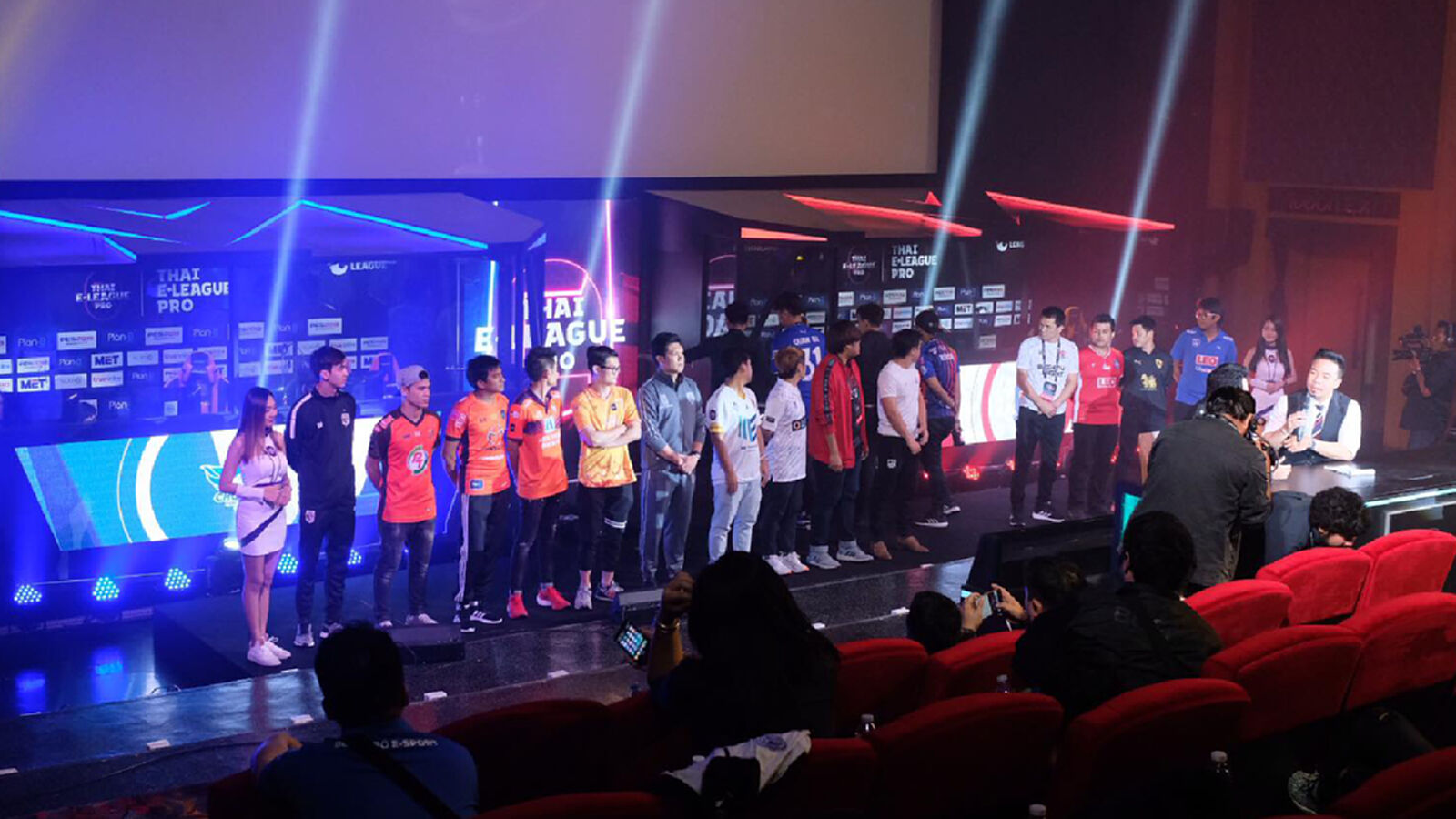 ลองดู!! สิ่งน่าสนใจหลัง Thai E-League Pro 2018 นัดเปิดสนาม