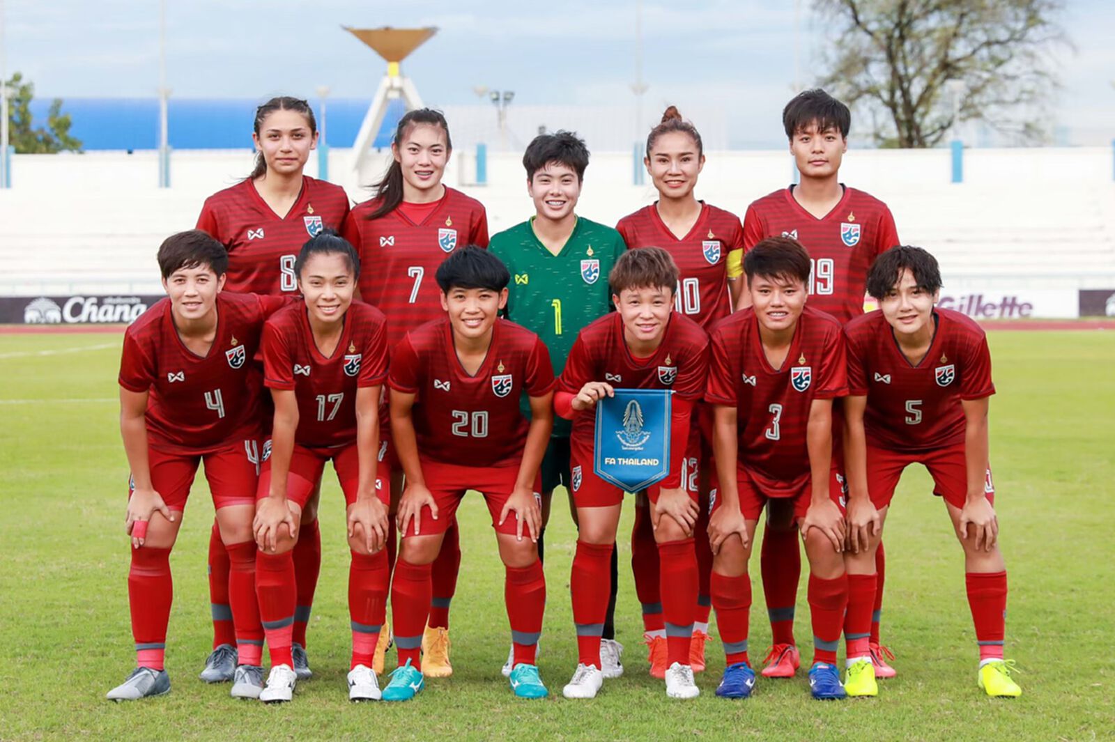 สมาคมฯ ประกาศรายชื่อ 23 แข้งชบาแก้ว อุ่นเครื่องเมียนมา ก่อนลุยฟุตบอลหญิงโอลิมปิก รอบคัดเลือก สมาคมฯ ประกาศรายชื่อ 23 แข้งชบาแก้ว อุ่นเครื่องเมียนมา ก่อนลุยฟุตบอลหญิงโอลิมปิก รอบคัดเลือก