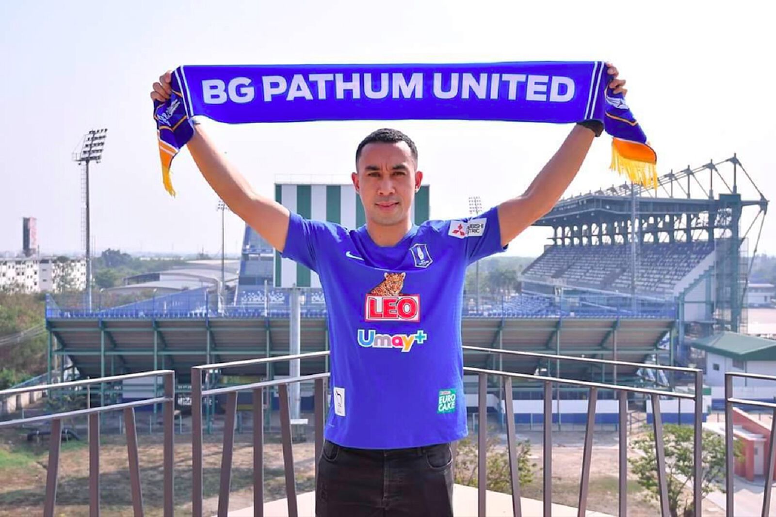 ชูเสื้อเพื่อแชมป์! "นอร์ชาห์รูล" เปิดตัวล่าประตูให้ทัพ "เดอะ แรบบิท" ชูเสื้อเพื่อแชมป์! "นอร์ชาห์รูล" เปิดตัวล่าประตูให้ทัพ "เดอะ แรบบิท"