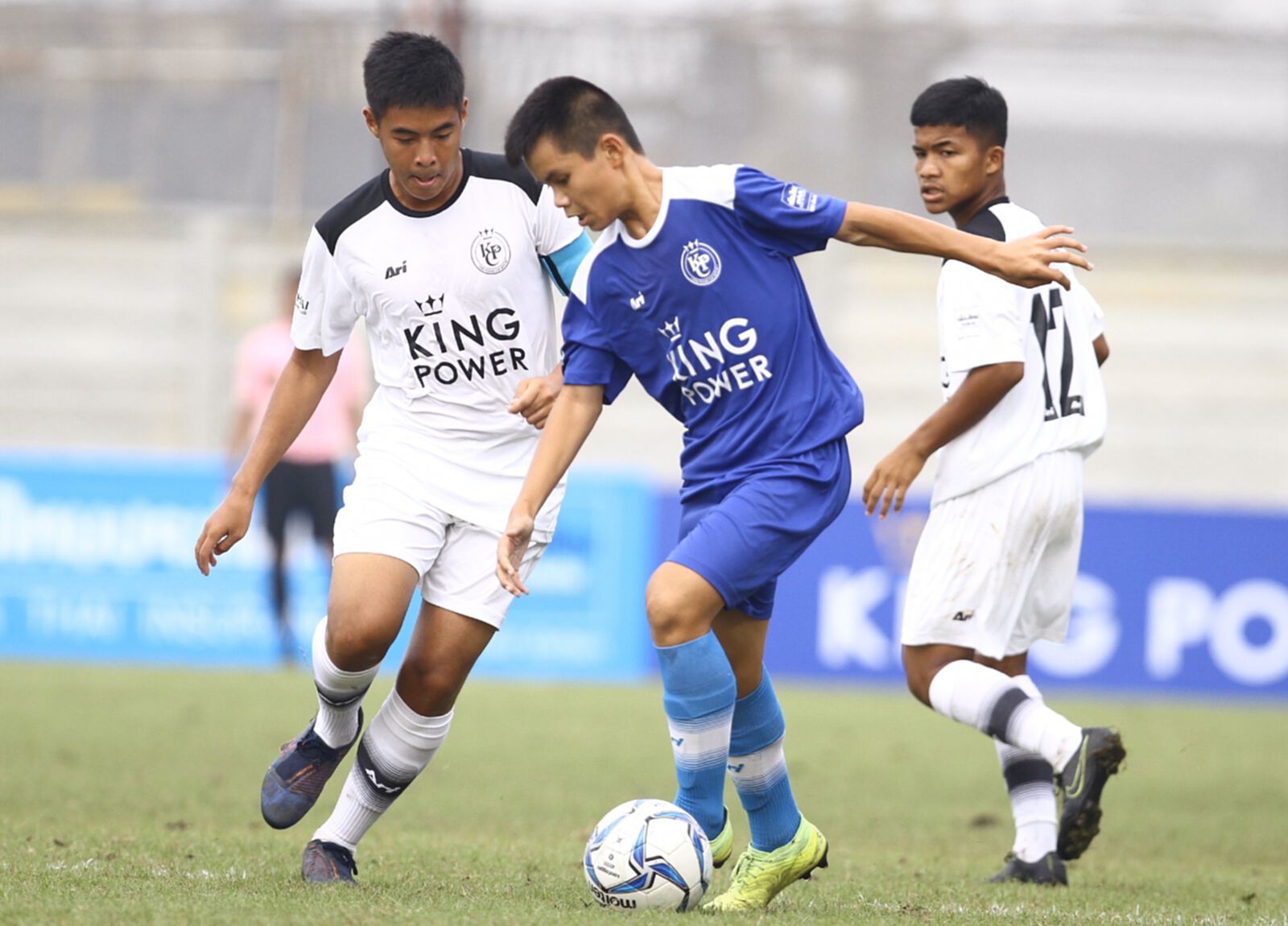 ปทุมคงคา อัด เกาะสมุย 3-0 ท่าข้ามพิทฯชนะจุดโทษสวนกุหลาบฯ ลิ่ว 8 ทีม คิง เพาเวอร์ คัพ รอบชิงแชมป์ประเทศไทย ปทุมคงคา อัด เกาะสมุย 3-0 ท่าข้ามพิทฯชนะจุดโทษสวนกุหลาบฯ ลิ่ว 8 ทีม คิง เพาเวอร์ คัพ รอบชิงแชมป์ประเทศไทย