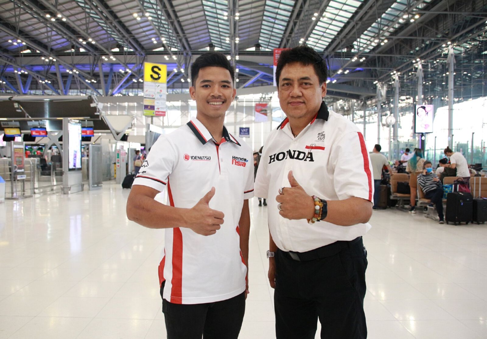 “ก้อง” สมเกียรติ จันทรา เดินทางสู่กาตาร์ ลุยศึกความเร็ว “โมโตทู”ฤดูกาล 2020 “ก้อง” สมเกียรติ จันทรา เดินทางสู่กาตาร์ ลุยศึกความเร็ว “โมโตทู”ฤดูกาล 2020
