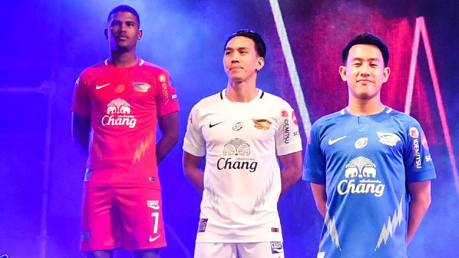 พี่ตี๋99,โบเล่23!! ฉลามแบโผผู้เล่นพร้อมเบอร์เสื้อลุยไทยลีก พี่ตี๋99,โบเล่23!! ฉลามแบโผผู้เล่นพร้อมเบอร์เสื้อลุยไทยลีก
