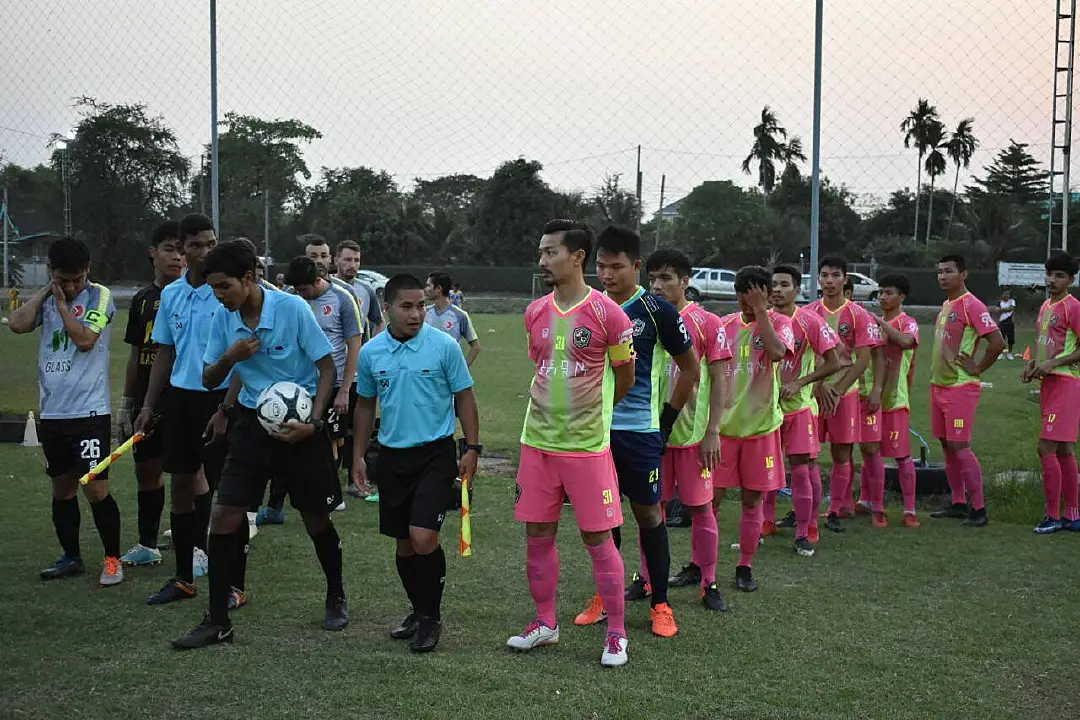 "บางกอกพรีเมียร์ลีก" เข้าสู่เกมที่ 6   ดิวิชั่น 2 -  "4 ทีม" โชว์ผลงานไร้พ่าย