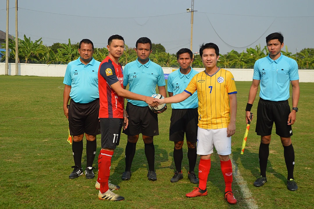 "บางกอกพรีเมียร์ลีก" เข้าสู่เกมที่ 6   ดิวิชั่น 2 -  "4 ทีม" โชว์ผลงานไร้พ่าย