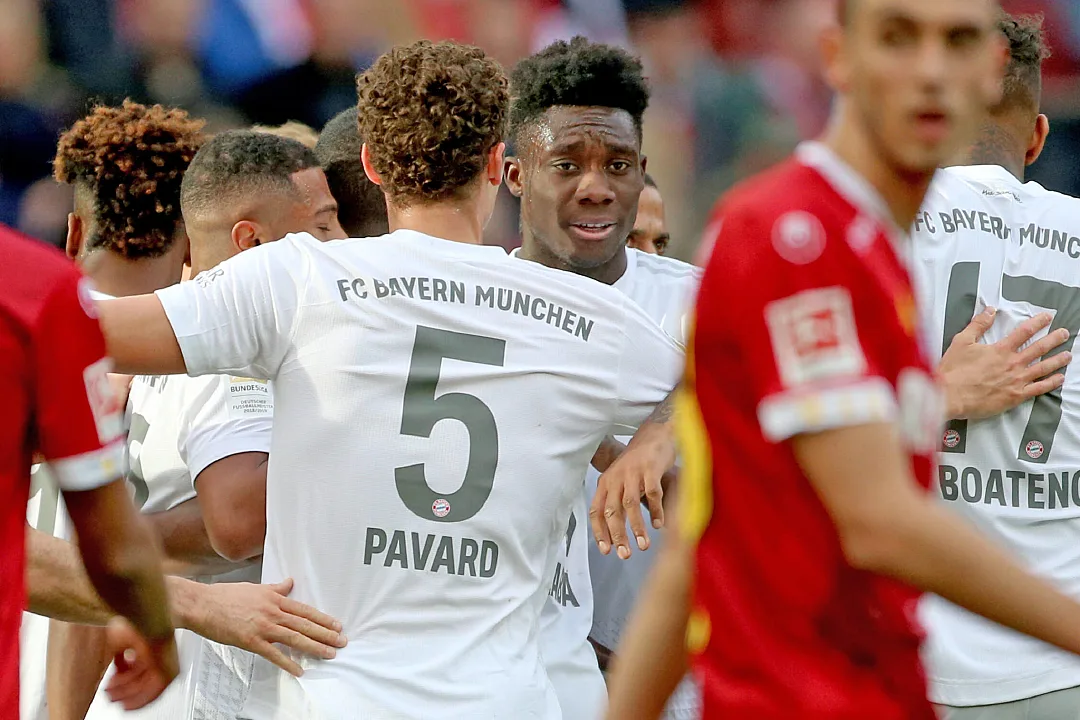 จัดอันดับ! 10 คู่หูฟูลแบ็กเจ๋งสุดใน 5 ลีกดังยุโรป