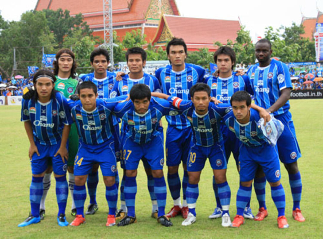 อกหักมากสุด! ชลบุรี จารึกชื่อพระรองไทยลีก5สมัย