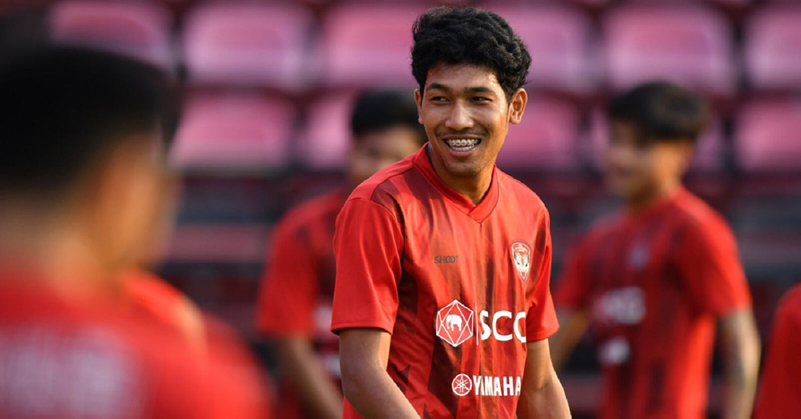 เสื้อเก่าชนาธิป! "วีระเทพ" ผมไม่คิดว่าจะได้สวมเบอร์ 18 เมืองทอง