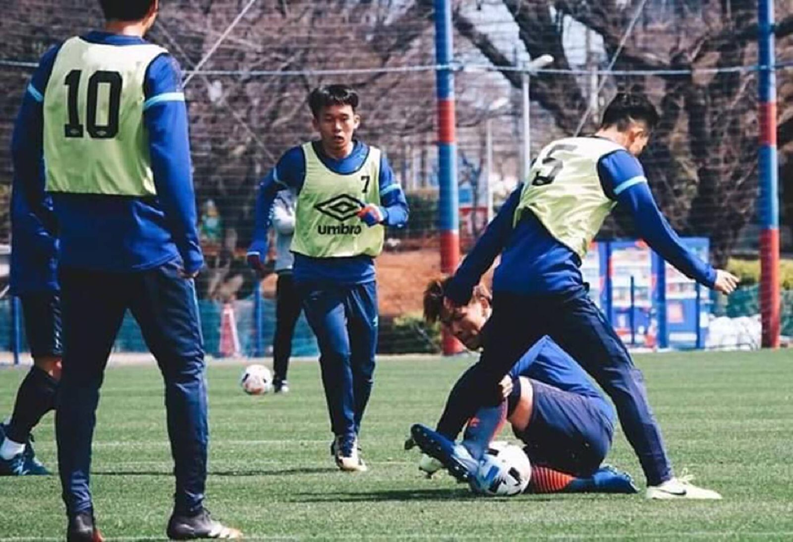 ขึ้นชุดใหญ่!"ชยธร" ฝึกซ้อมเอฟซี โตเกียวหลังชุด 23 ปีไม่ส่งทีม