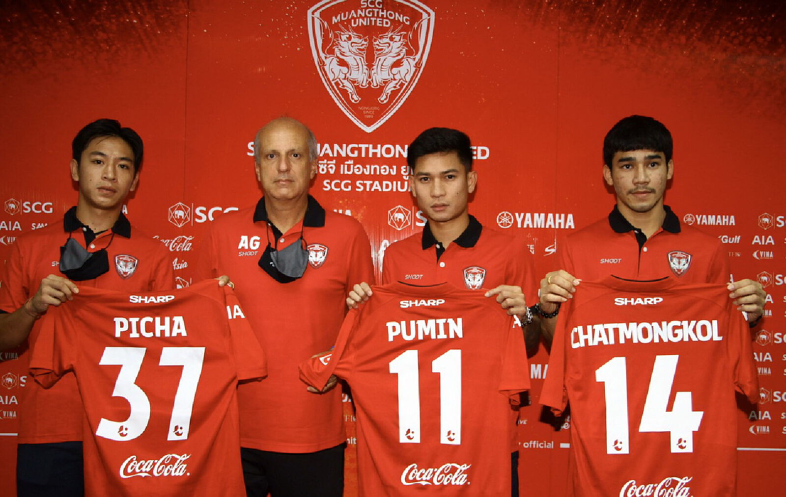 เมืองทอง เปิดตัวดาวรุ่ง 3 รายรวด ฉัตรมงคล, พิชา, ภูมินทร์ เข้ารัง