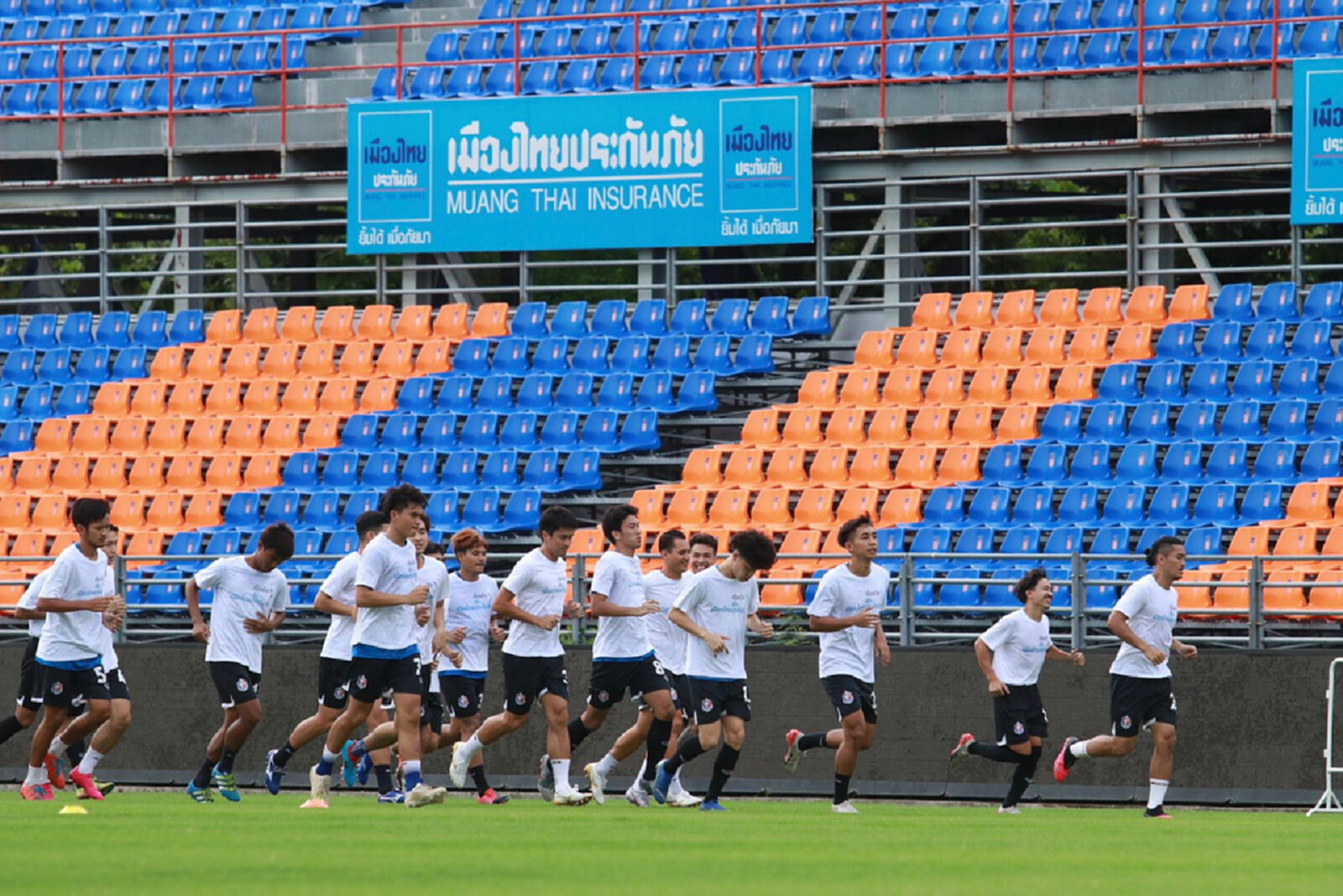 ฟูลทีม!! สิงห์เจ้าท่า ฟิตต่อเนื่องซ้อมแบบปิดก่อนล่าแชมป์ไทยลีก