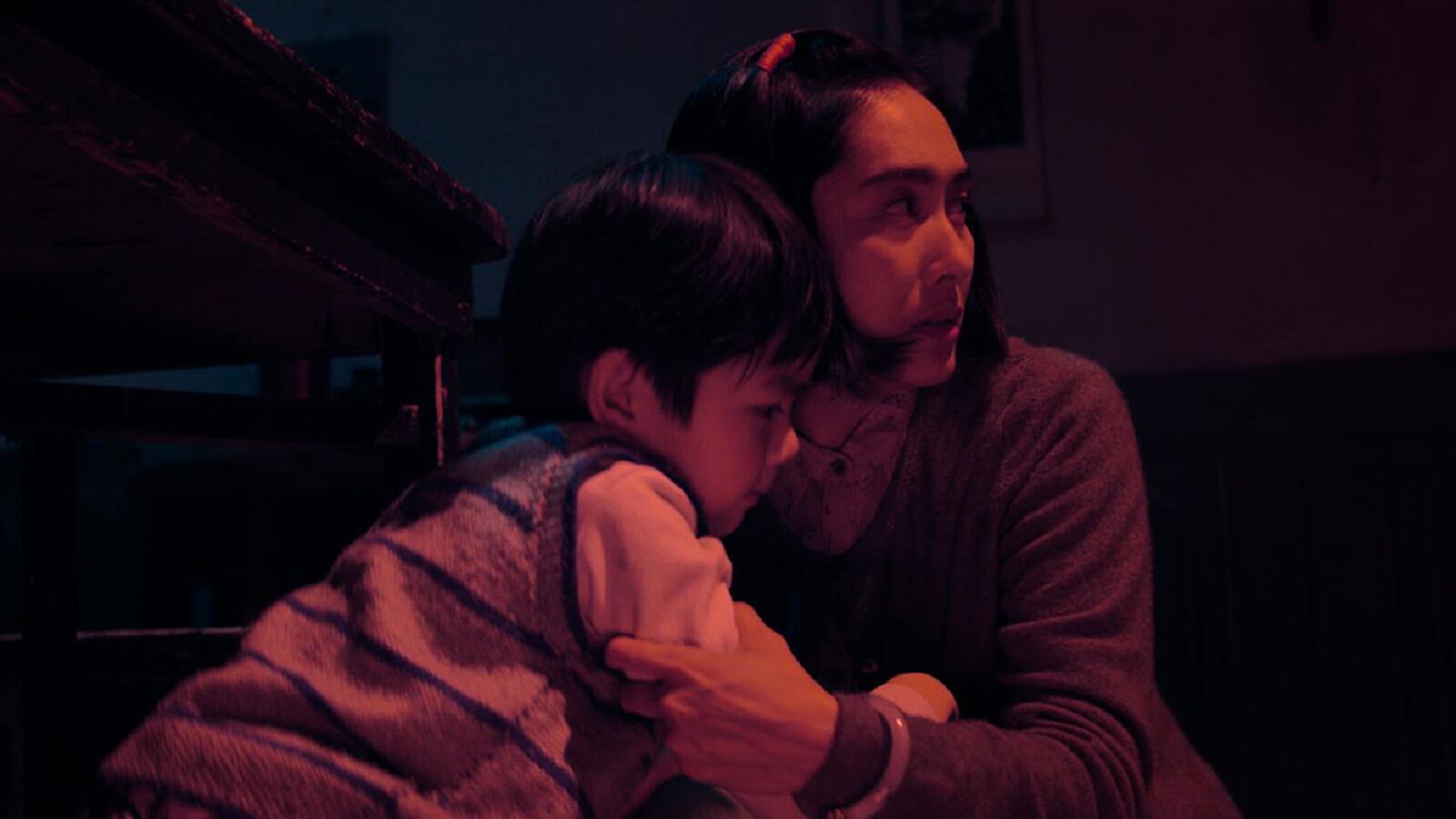 ขอบสหนัง – Moviereview “Lingering” ขอบสหนัง – Moviereview “Lingering”