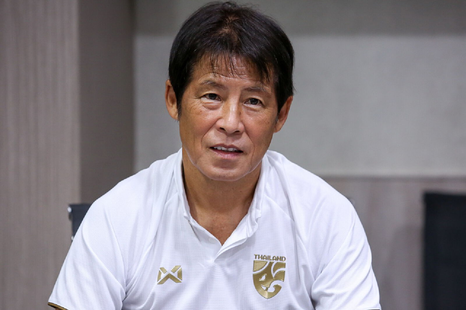 ลุงโนะ ประชุมทีมงานเตรียมเรียกแข้งช้างศึกเก็บตัว 2 รอบปลายปีนี้