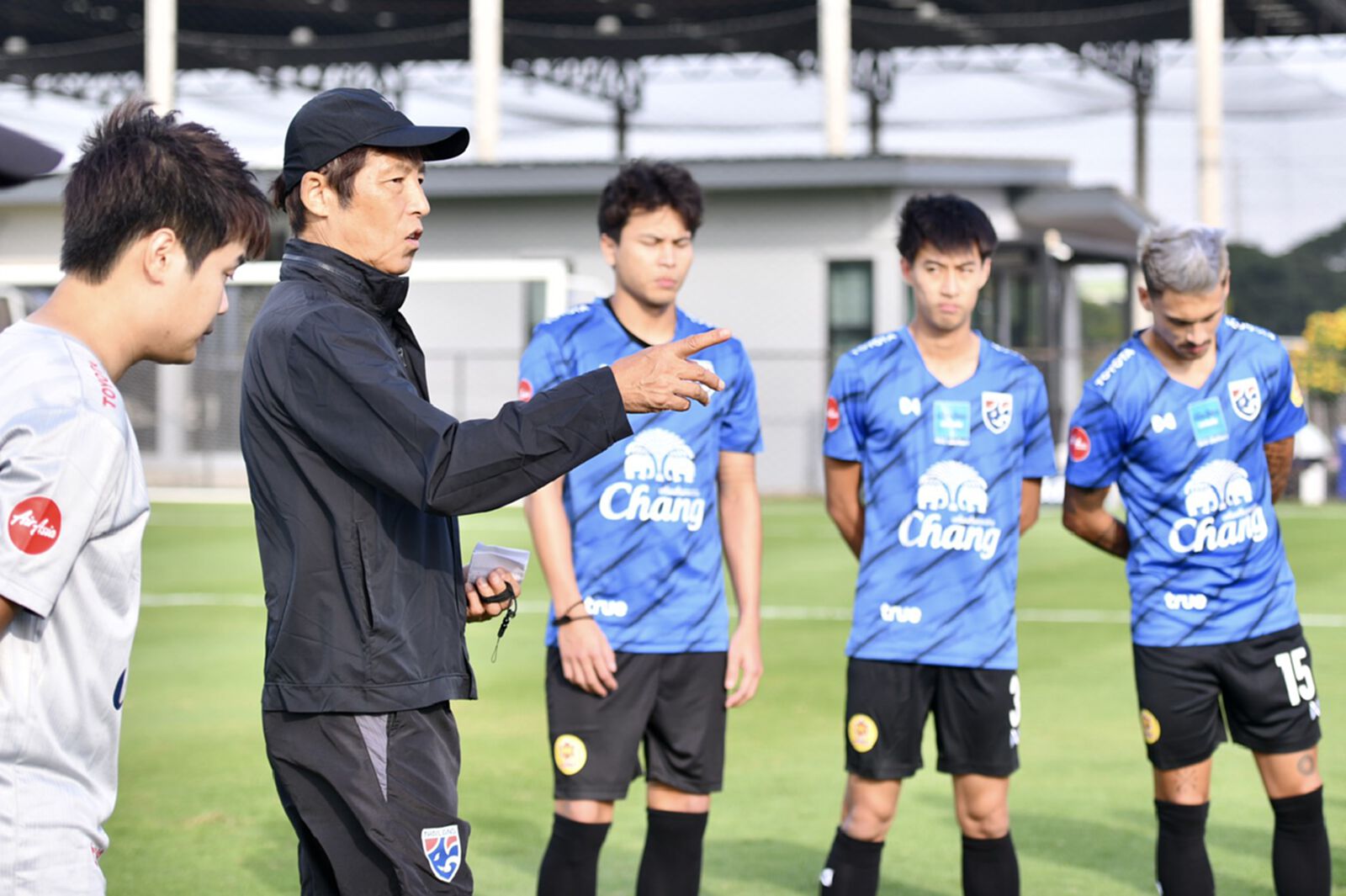 ลองจัดทัพ 11 ตัวจริงช้างศึก ชุดล่าสุด จากฟอร์มการเล่นในไทยลีก