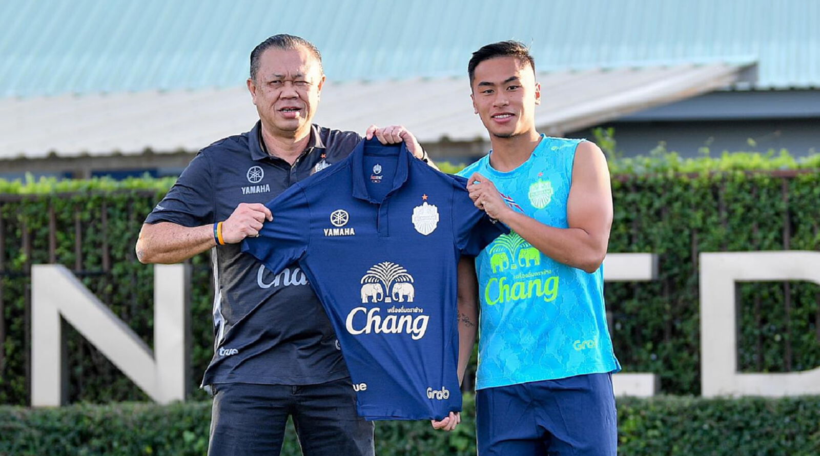ตัวแทน ศศลักษณ์!! ลุงเนเปิดตัว จักรกฤษ ลาภตระกูล เข้ารังบุรีรัมย์
