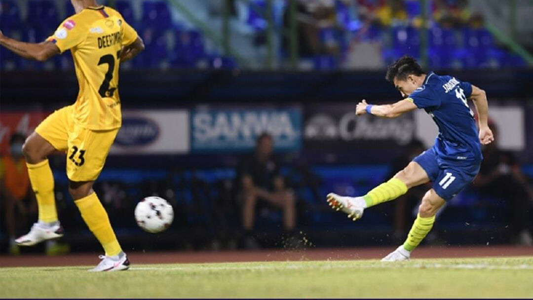 เจริญศักดิ์ย้ำ!! ปีนี้ขอจบท็อป 3 เล่นต่างแดนค่อยว่ากัน