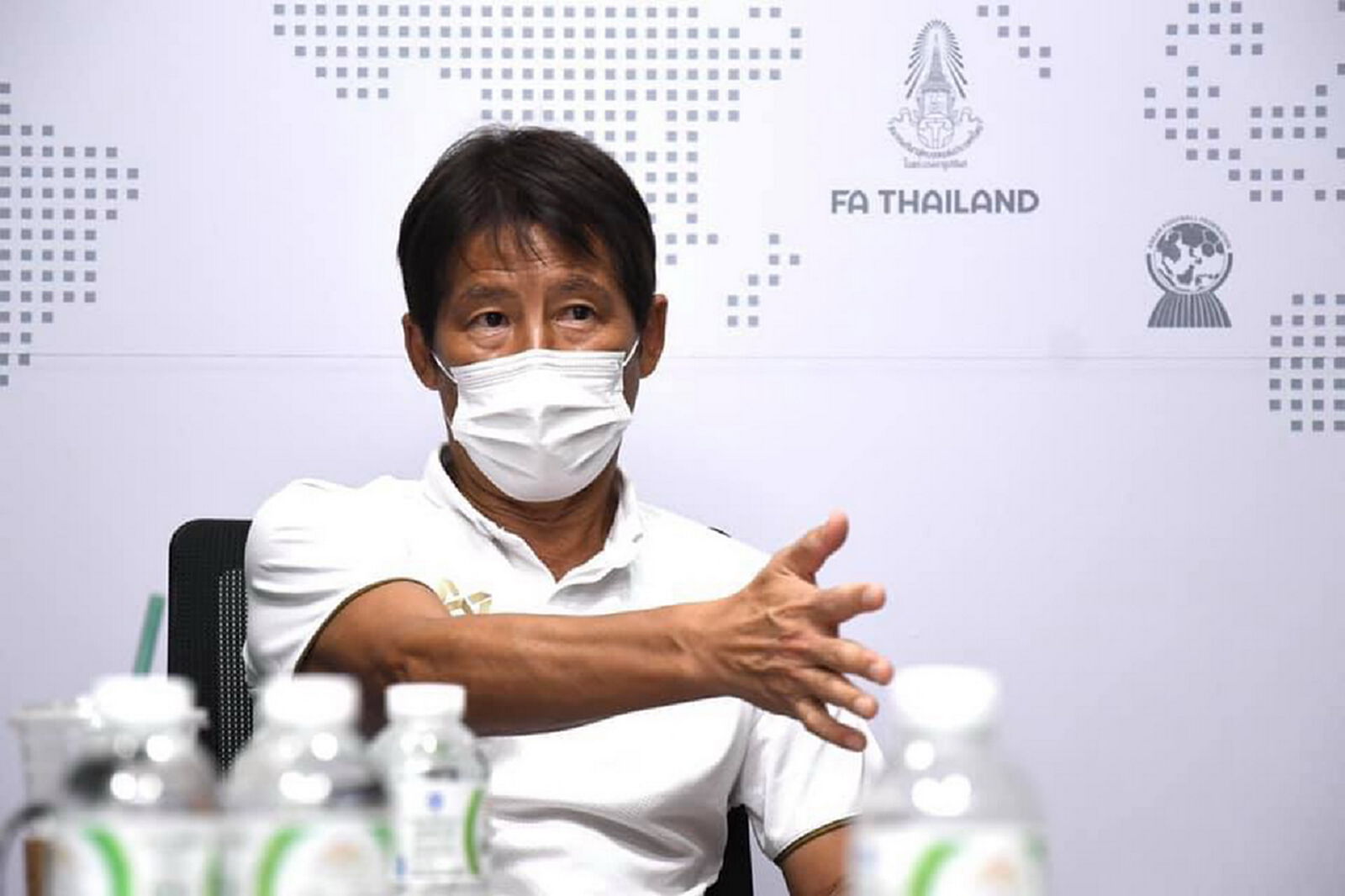 นิชิโนะ เตรียมแบโผแข้งช้างศึกสัปดาห์หน้า เก็บตัวลุยคัดบอลโลก