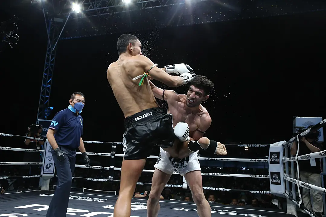 อีซูซุส่ง เพชรธงชัย ที.บี.เอ็ม.ยิม คว้าชัยในศึก “THAI FIGHT 2022” รอบแรก