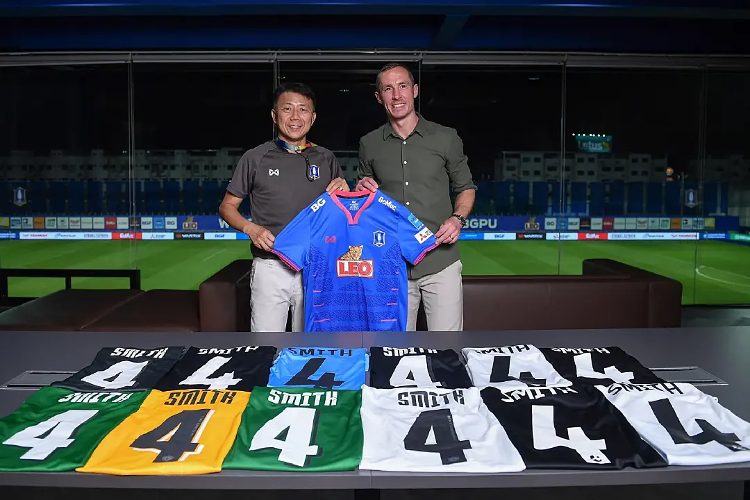 ตำนานคืนถิ่น ! บีจี ประกาศตั้ง แมทธิว สมิธ คุมทัพ ลุยไทยลีก