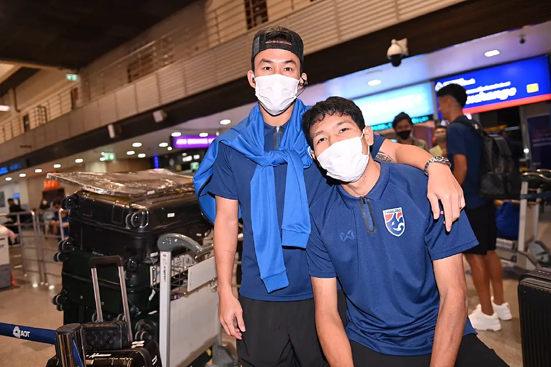 "มาโน่" นำ 23 แข้งช้างศึก เดินทางสู่มาเลเซีย ลั่นเดินหน้าเก็บ 3 แต้มจากบรูไน