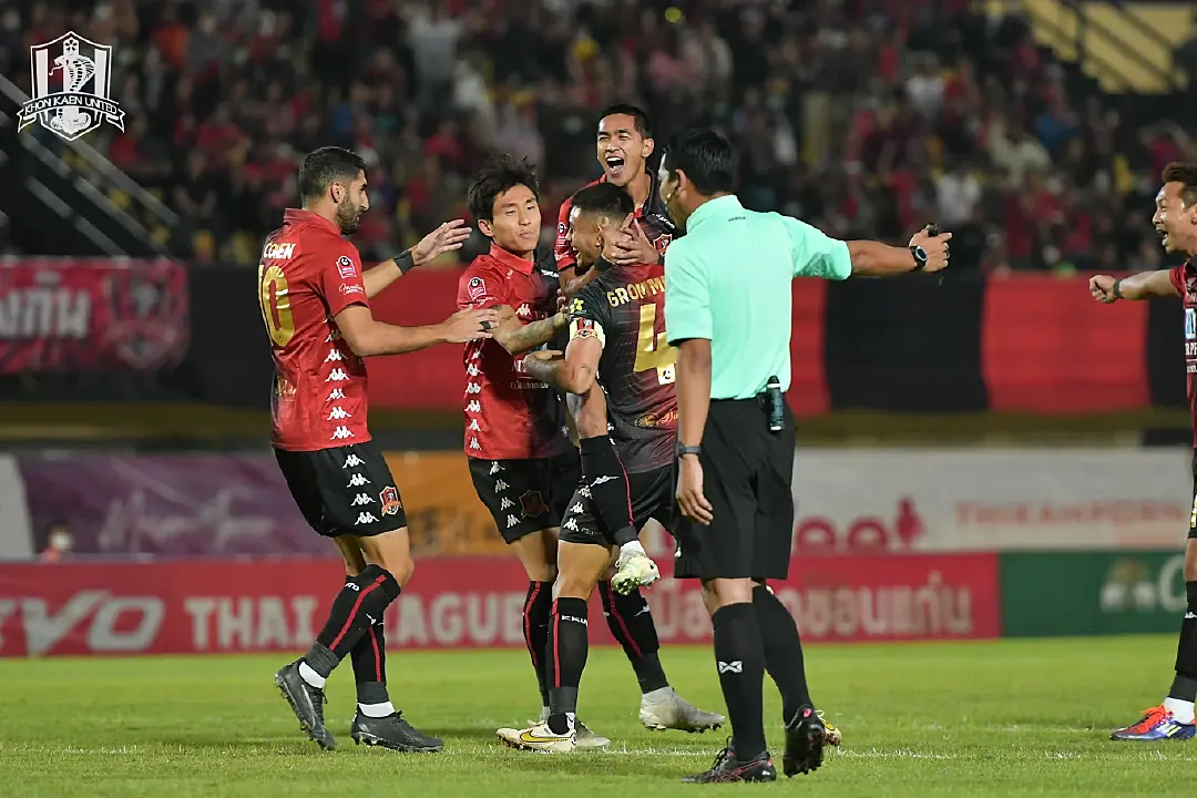 2 นัด 6 แต้ม! “โค้ชบอส” กับการคัมแบ็คจงอาง จุดประกายความหวังอยู่รอดไทยลีก