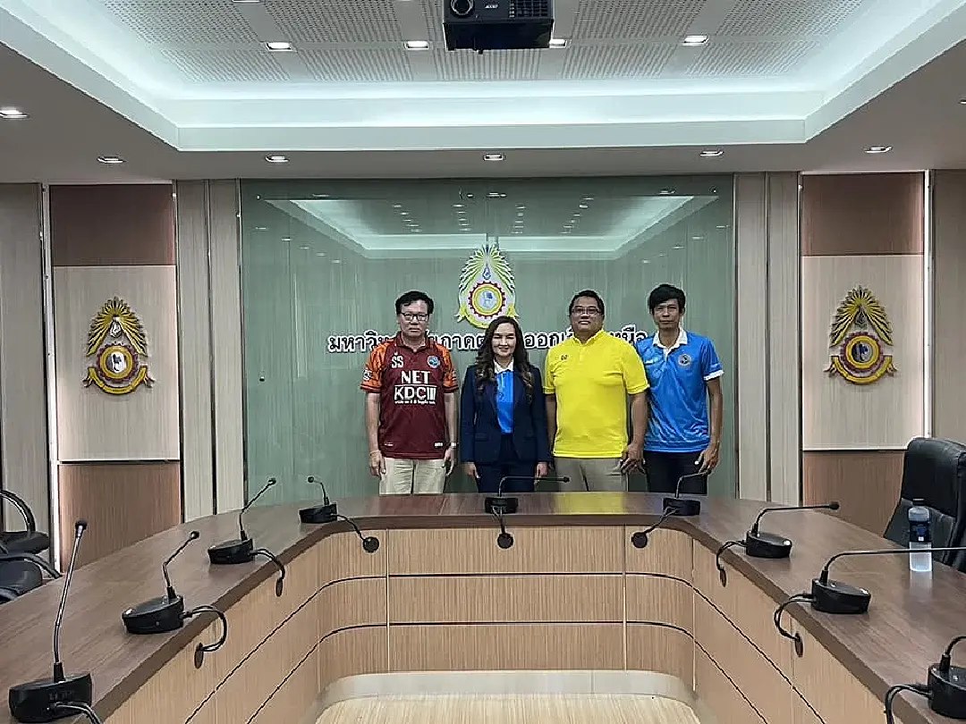 ชื่นมื่นอบอุ่น!! ฝ่ายจัดบุกเยี่ยมชมถึงขอบสนาม ศึกป.ป.ส.ไทย ยูธ ลีค แต่ละโซน