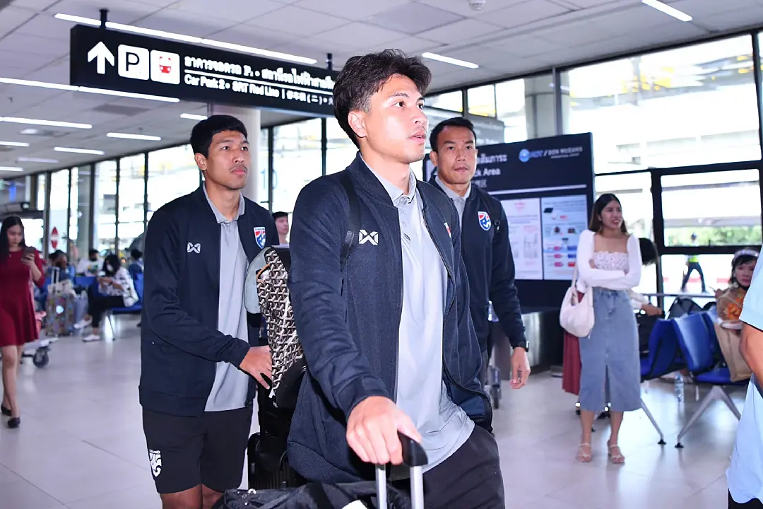 "มาโน่" นำทัพ ช้างศึก บินสู่เชียงใหม่ ตั้งเป้าต้องคว้าแชมป์ คิงส์ คัพ ให้ได้